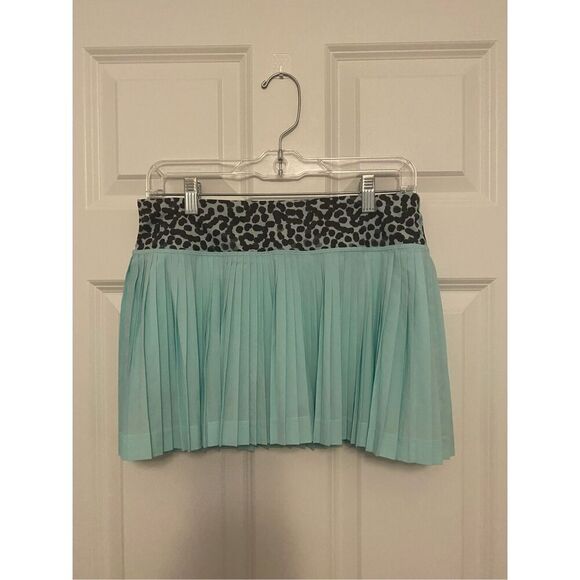 Lululemon Pleat to street skirt women’s size 6 - Picture 1 of 6